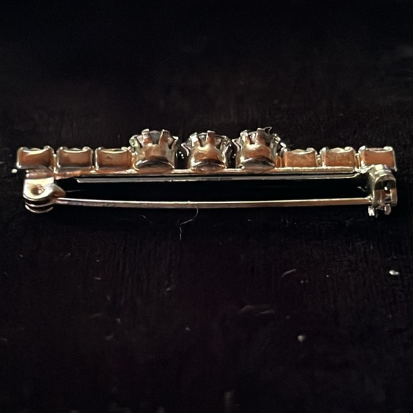 Vintage Rhinestone pin - Picture 4 of 4